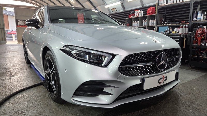 protection céramique gtechniq longue duree anti micro-rayures sur une mercedes A250 4matic