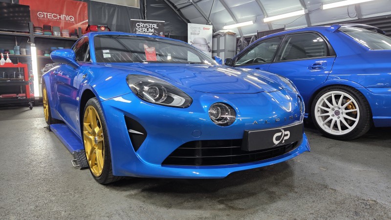 polissage et protection ceramique Gtechniq sur une Alpine A110 de 2019