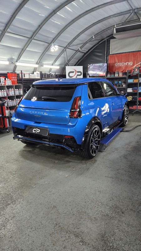 protection céramique Gtechniq Crystal Serum Ultra 10H garantie 9 ans près de Geneve en Suisse